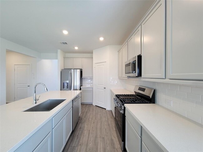 Building Photo - 21627 Royal Jett Dr