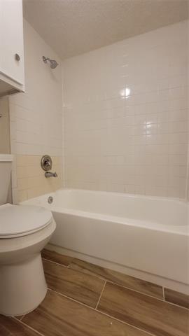 Building Photo - 4615 Country Creek Dr