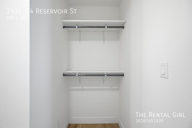 Building Photo - 2910 1/4 Reservoir St-