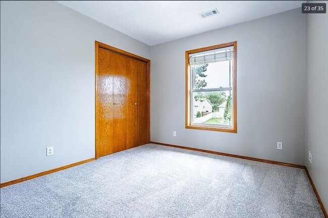 Building Photo - Gretna Gem: 4 Bedroom Home with Room to Grow