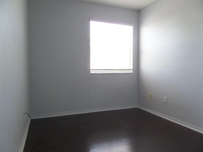 Building Photo - 14007 SW 49th St