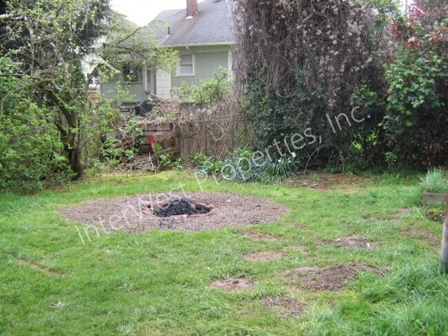 Building Photo - MCCAR