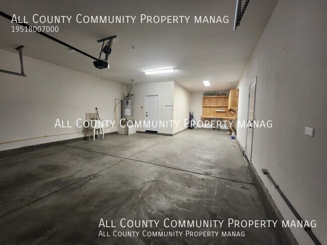 Building Photo - 25255 High Plains Ct