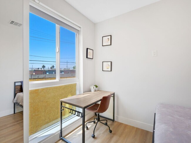 Building Photo - 3105 Normandie Avenue