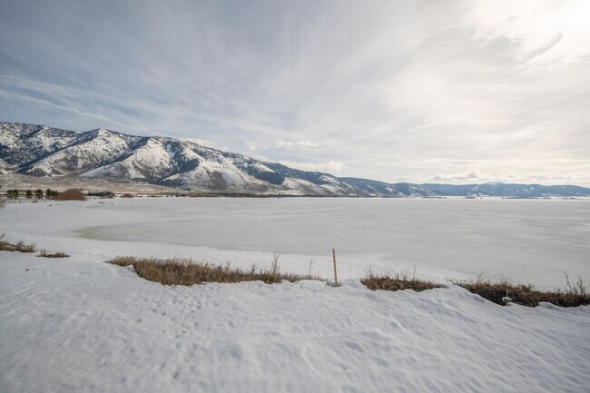 Building Photo - 5406 Henrys Lake Rd