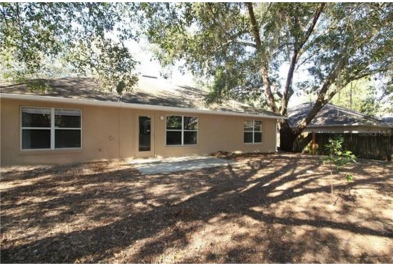 Building Photo - 305 Garden Oak Ct