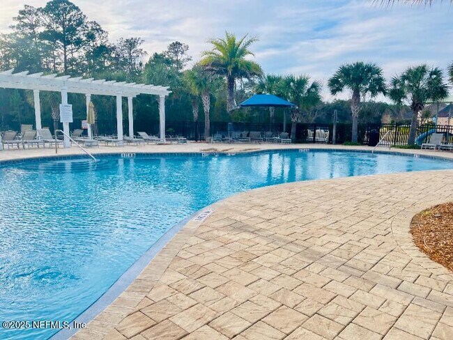 Building Photo - 7030 Crispin Cove Dr