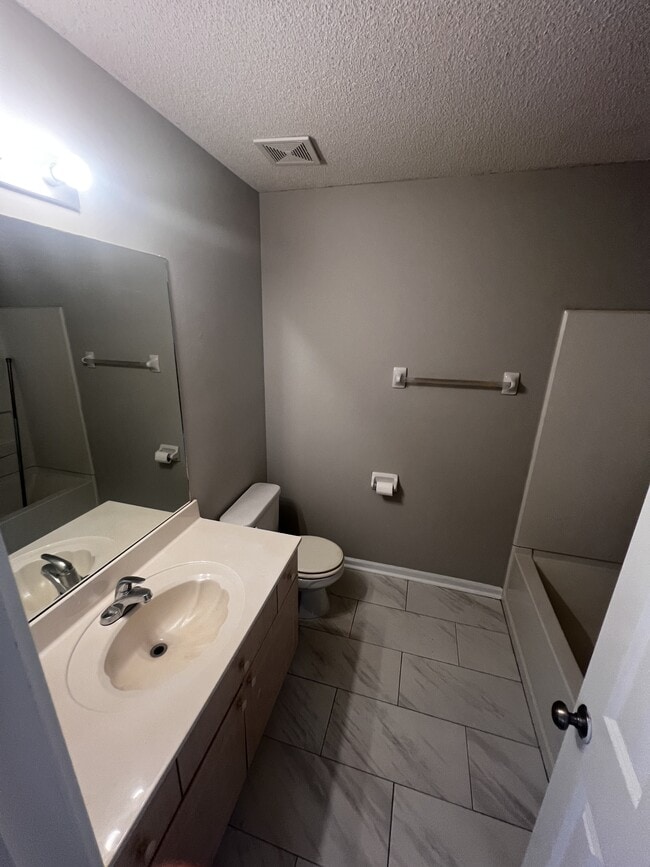 Building Photo - 6900 Wrigley Dr