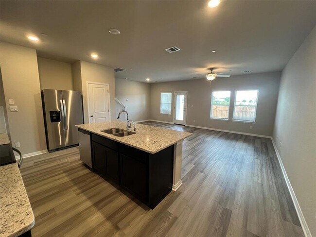 Building Photo - 1850 Settlers Glen Dr