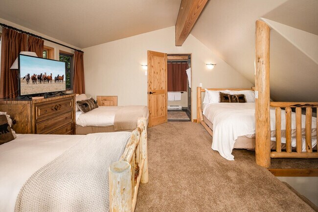 Building Photo - 4 Full Moon Rd