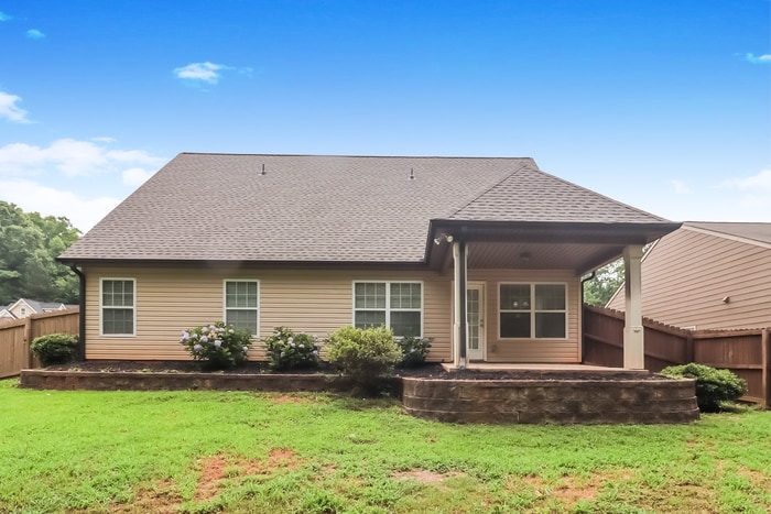 Building Photo - 221 Raleigh Way