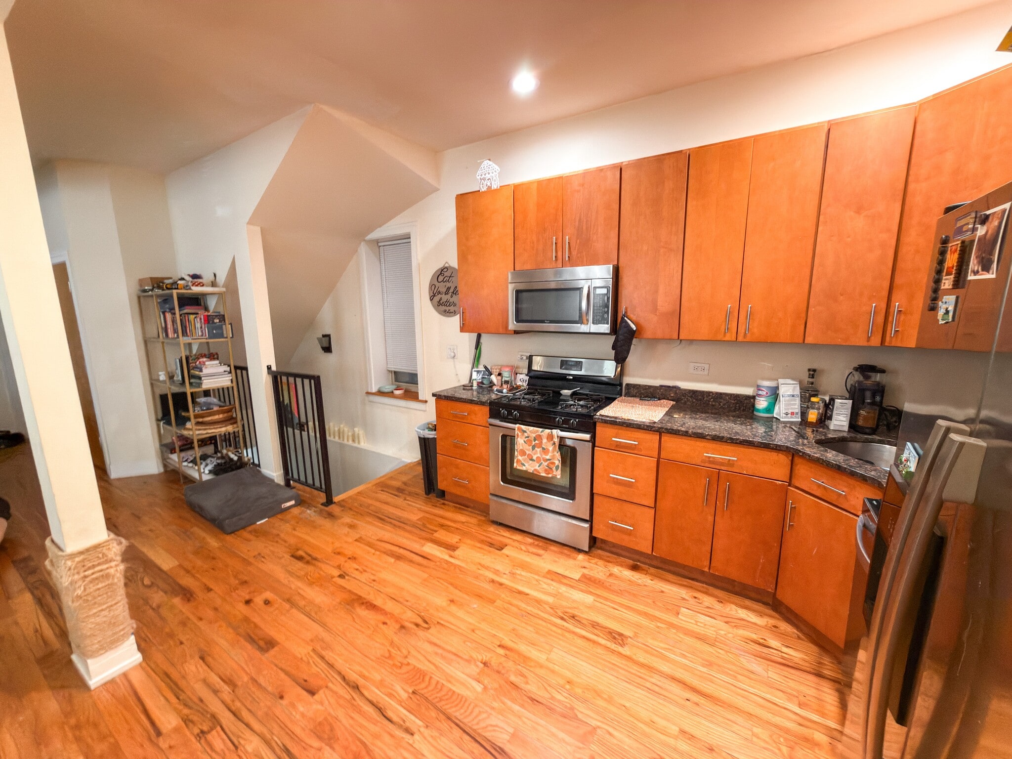 Building Photo - 2835 N Damen Ave