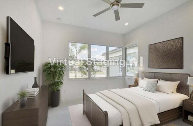 Building Photo - 12832 Veneto Springs Dr