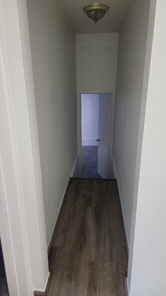 Building Photo - 2204 Aviation Way