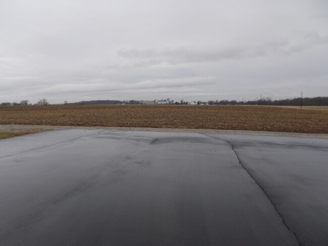 Building Photo - Large, beautiful Farm House in North Wayne...