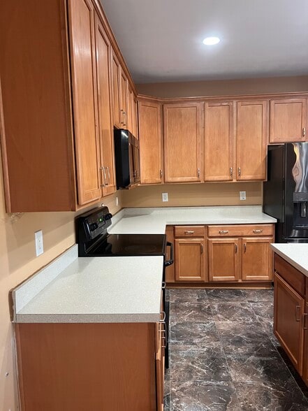 Building Photo - 4700 Porchaven Ln