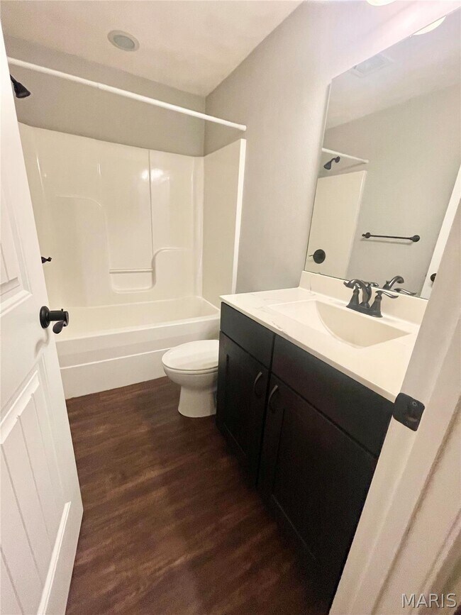 Building Photo - 805 Bluff Ridge Ln