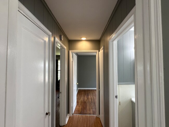 Building Photo - 205 Chambers St