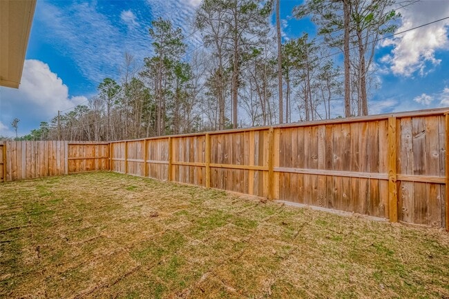 Building Photo - 8539 Int'l Fls Dr