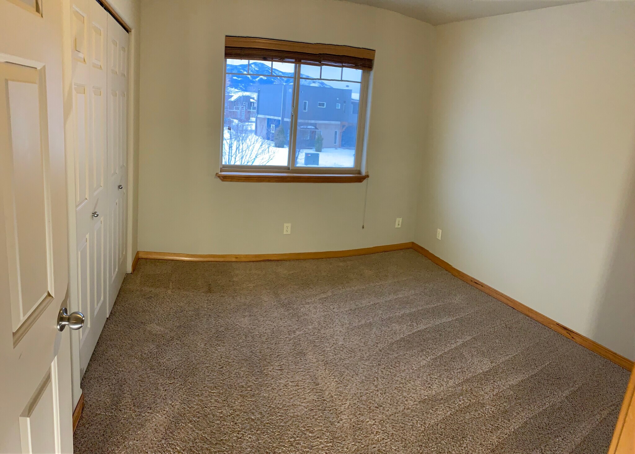 Building Photo - 2947 N 27th Ave