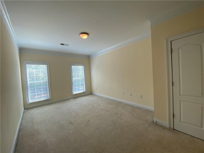 Building Photo - 2887 Laureate Ct