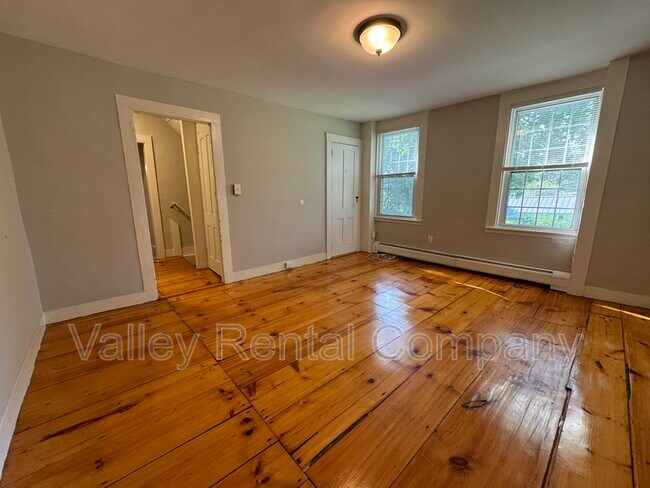 Building Photo - 130 West St