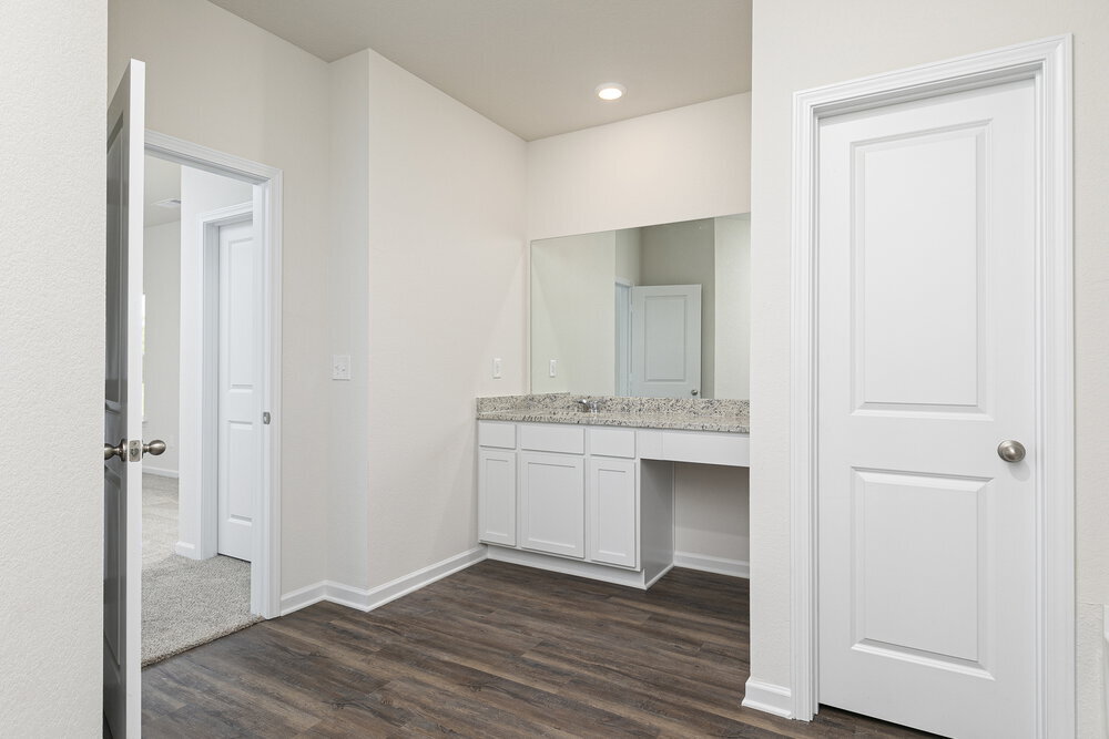 Building Photo - 1405 Sodbuster Dr