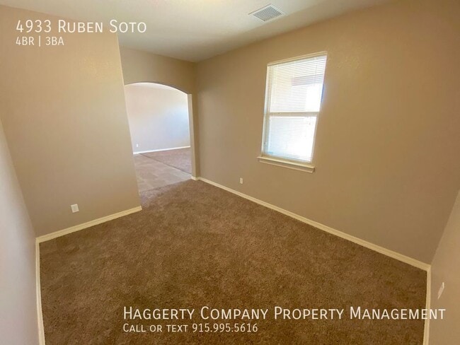 Building Photo - 4933 Ruben Soto