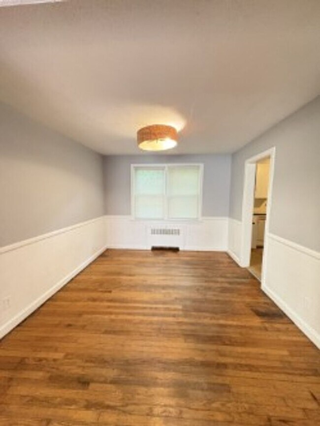 Building Photo - CAS7709#-MW