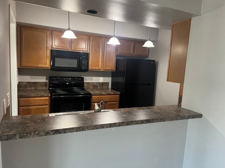 Building Photo - 8155 Jefferson Hwy