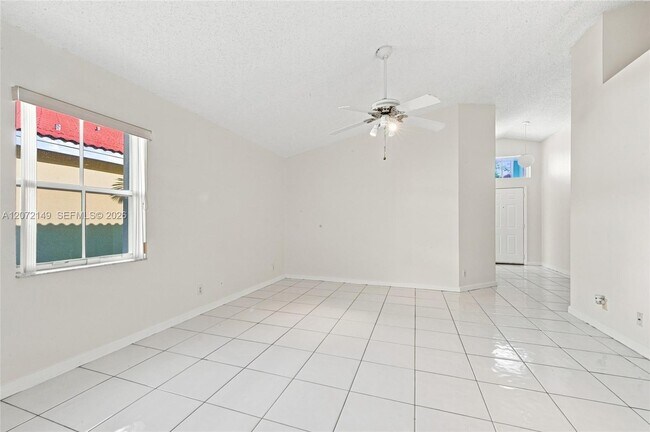 Building Photo - 7336 Granada Way