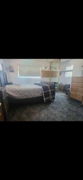 Building Photo - 5008 Briercrest Ave