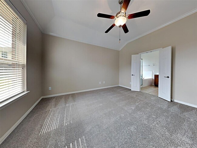 Building Photo - 5206 Southern Orchard Ln