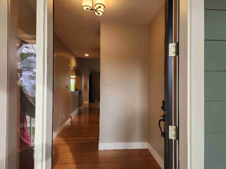 Building Photo - 1778 Monarch Cir