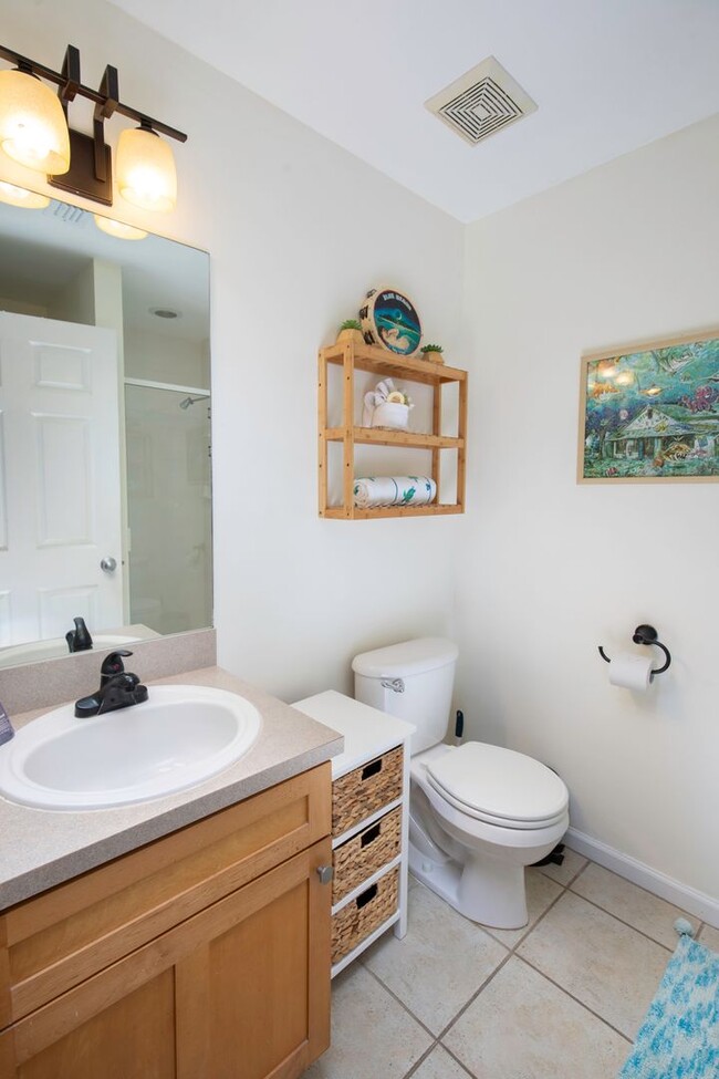 Building Photo - Furnished 3 Bedroom 3 Bathroom in Key West...