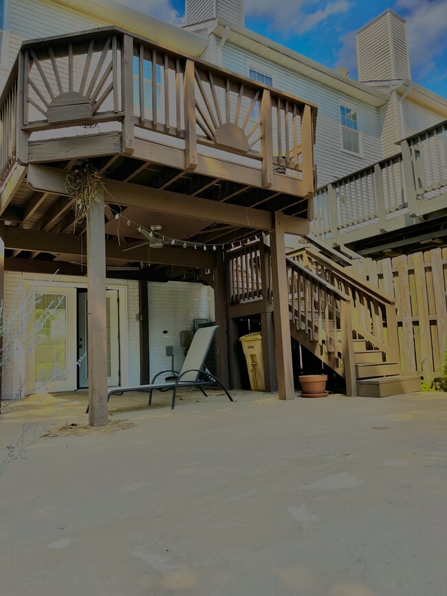 Back patio - 5010 Kenilworth Ave