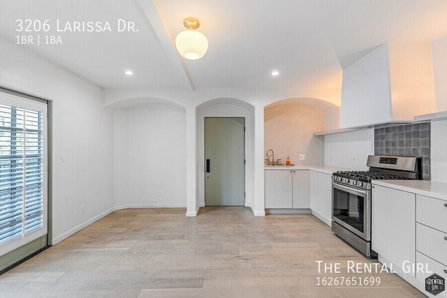 Building Photo - 3206 Larissa Dr