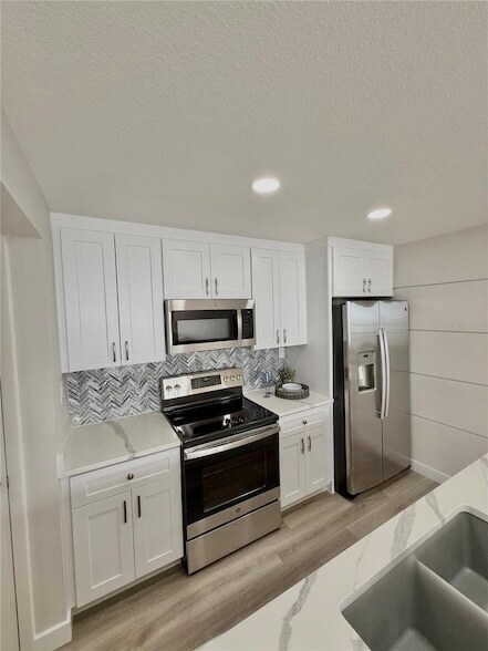 Building Photo - 450 S Gulfview Blvd