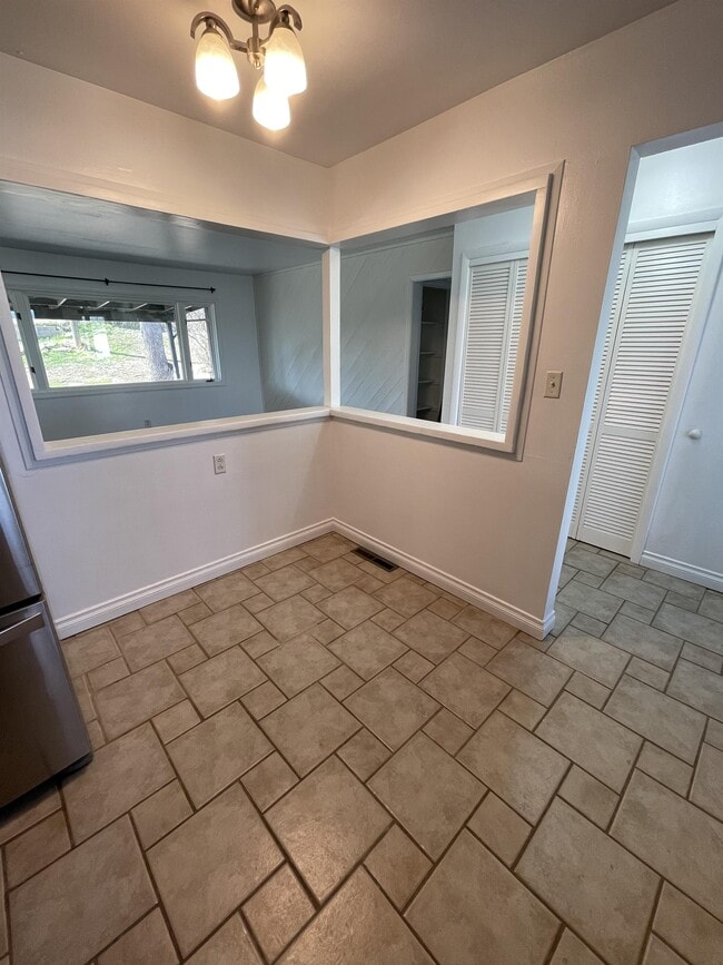 Building Photo - 820 48th St S