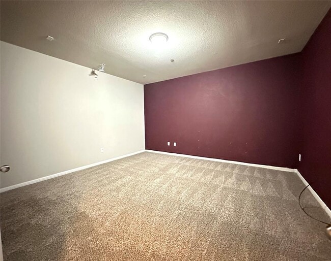 Building Photo - 3240 E Whitestone Blvd