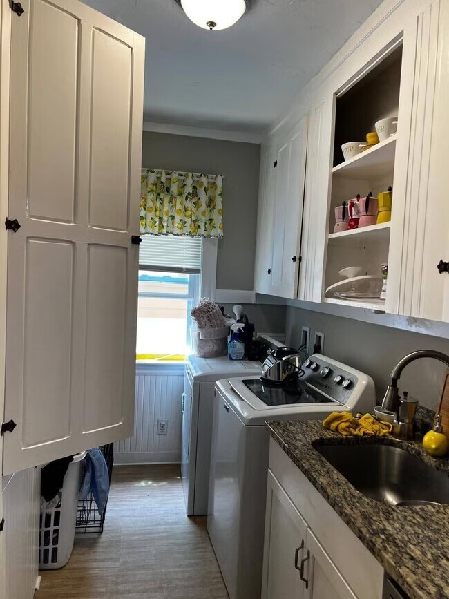 Building Photo - Broadway Street Haverhill Residences