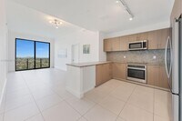 Building Photo - 5350 NW 84th Ave