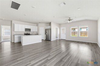 Building Photo - 8806 Brahma Plns Rd