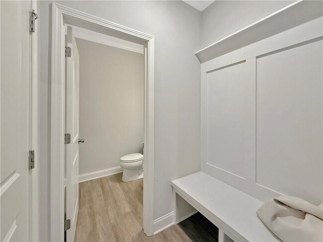 Building Photo - 6030 Stella Dr