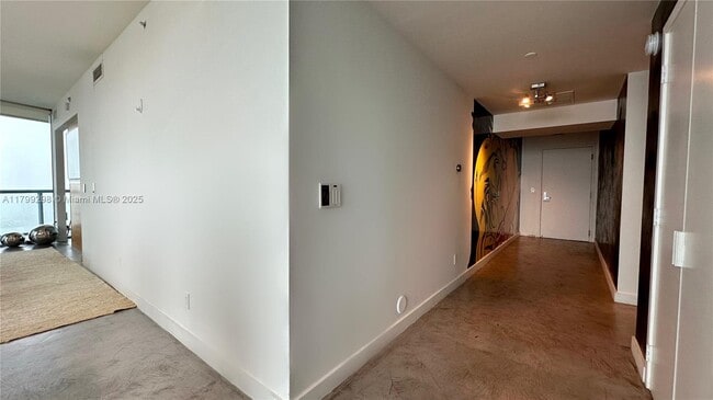 Building Photo - 888 Biscayne Blvd