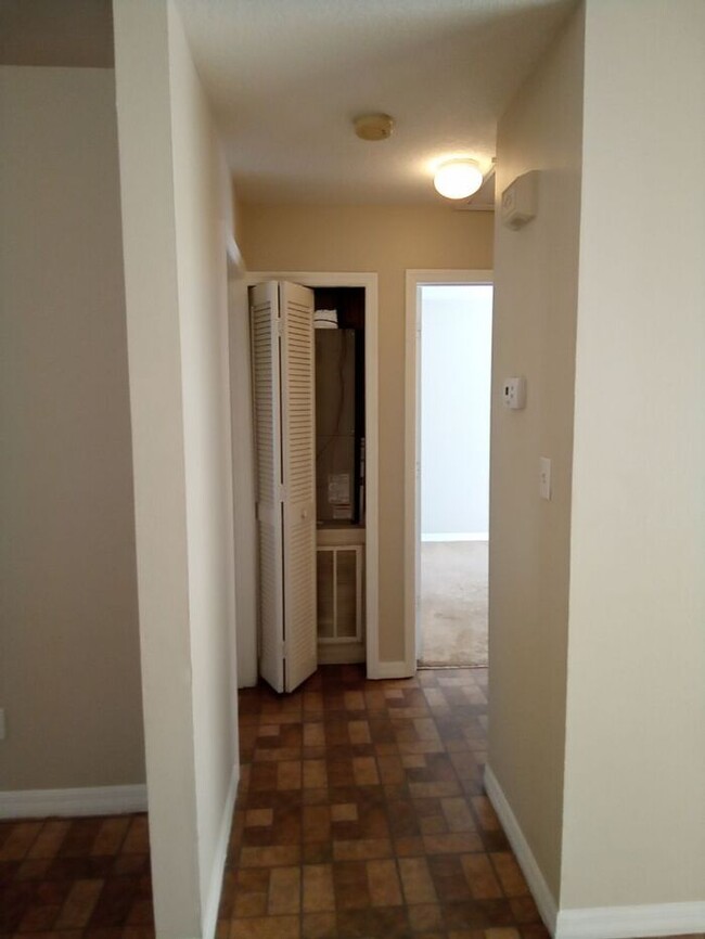 Building Photo - Single Family Home in BVL, Kissimmee