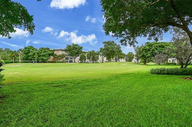 Building Photo - 3402 Bimini Ln