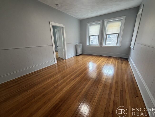 Building Photo - 11 Park St