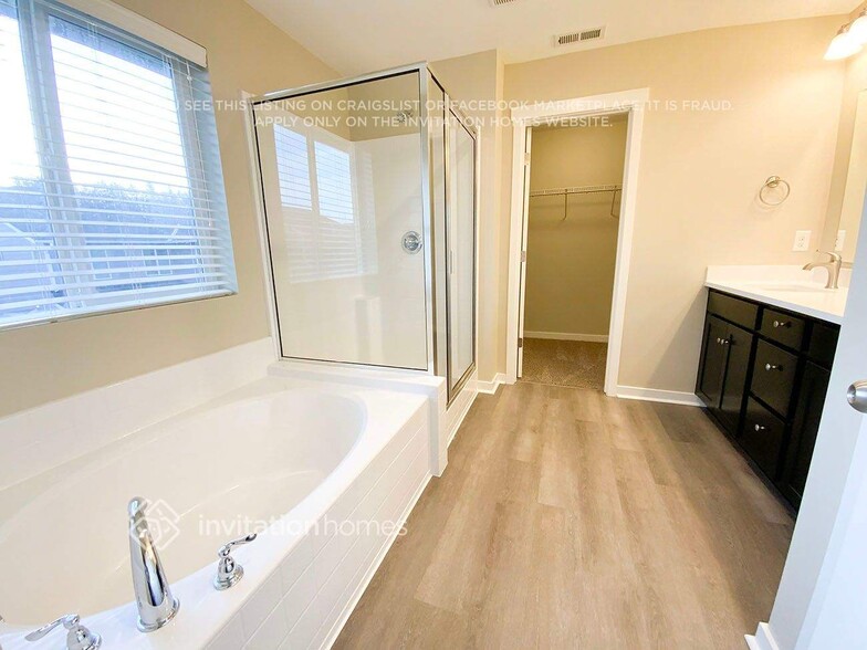 Building Photo - 9084 Aster St SE