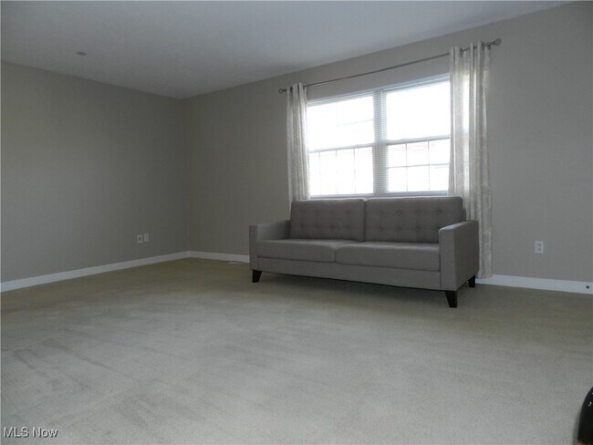 Building Photo - 2885 Pease Dr